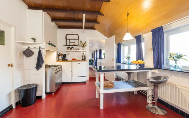 Ruime keuken voor groepscatering