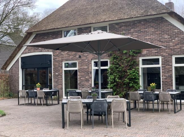 Terras van De Loeghoeve