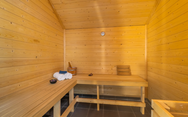 Privésauna van Landhuis Hefswal